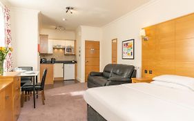 Teddington Lodge